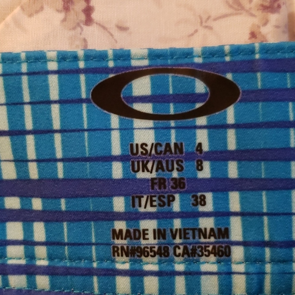Oakley  Skirt - Picture 4 of 6